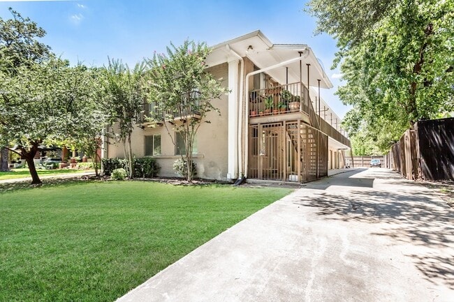 Photo - 4931 Junius St Condo Unit 3