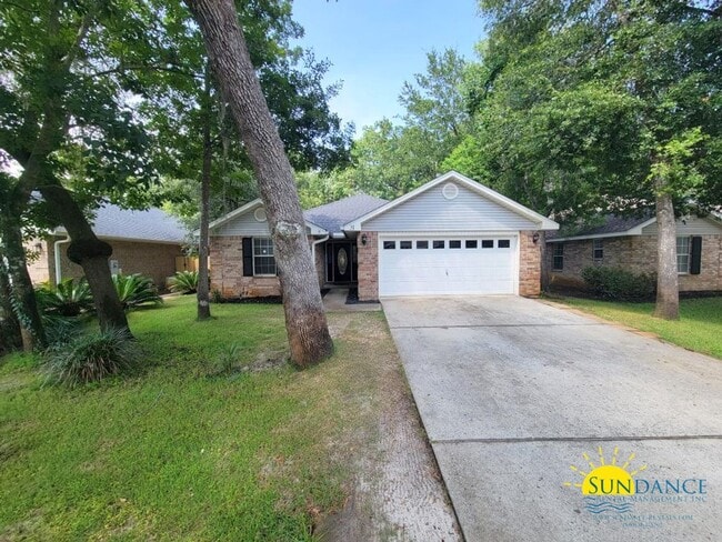 Building Photo - Renovated 4 Bedroom Home in Santa Rosa Beach!