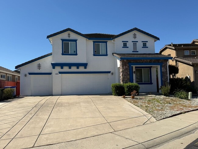 Building Photo - AVAILABLE NOW! LEASE TODAY! 4 Bedroom 3 Bath Elk Grove Home with Bonus Room!