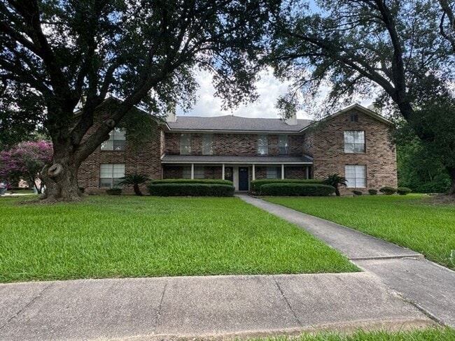 Building Photo - 8180 Willow Bend Dr Rental
