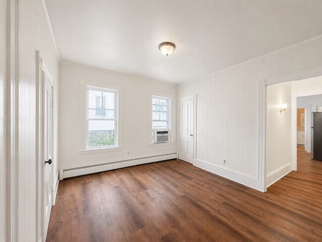 Photo - 152 Spruce St