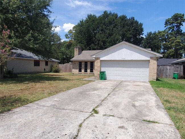 4527 Algernon Dr