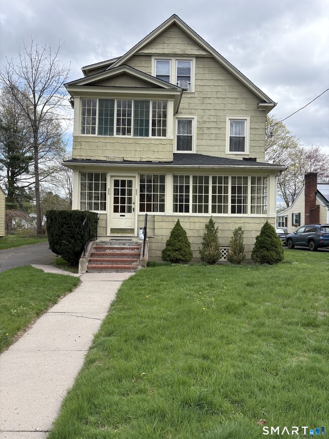 Building Photo - 250 Deerfield Rd