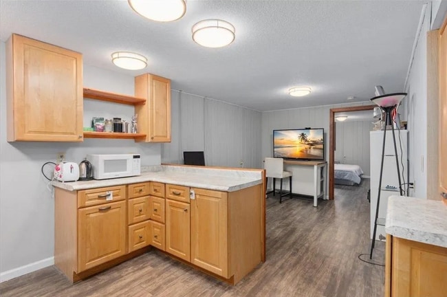 Photo - 600 Koehler Rd