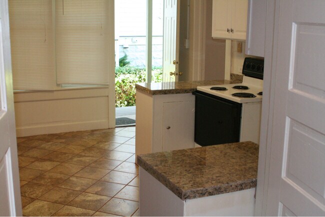 Photo - 213 NW 11th St Unit 1