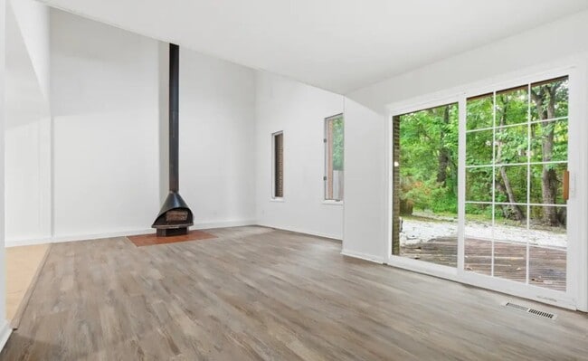 Photo - 308 Cutty Ct