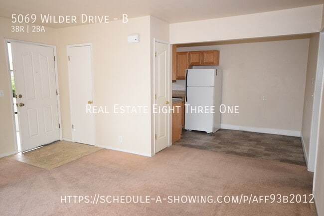 Photo - 5069 Wilder Dr Unit B