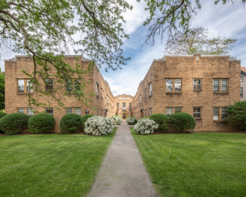 Oliver Court - Oliver Court Apartments