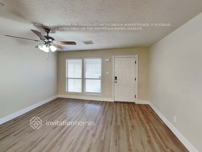 Photo - 2627 N 70th Pl