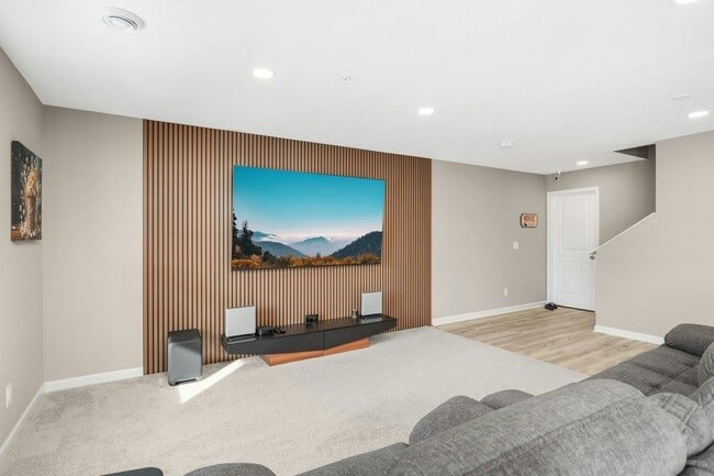 Photo - 20032 62nd Pl