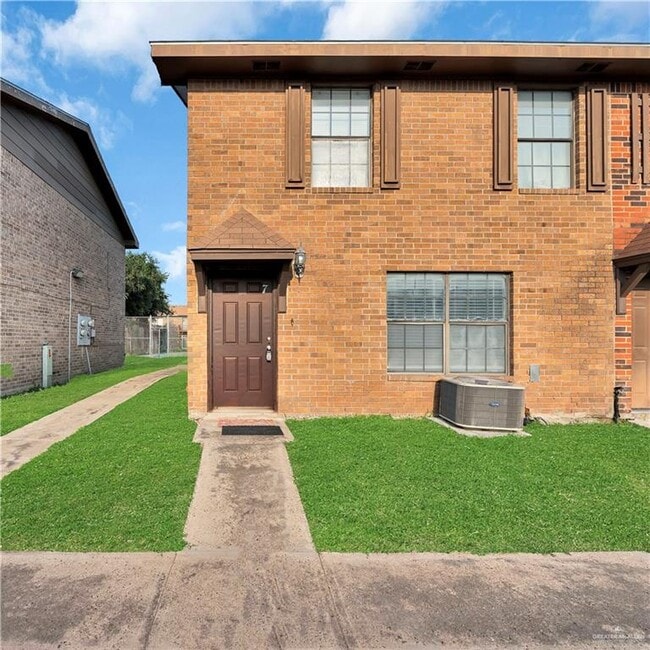 Photo - 2201 S Jackson Rd Unidad I  7 Rental