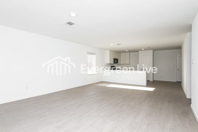 Photo - 12520 Huntington Rdg Wy