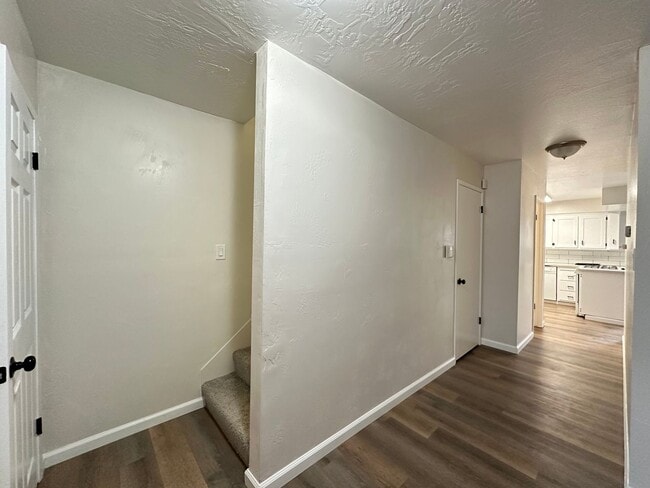 Photo - Upgraded Corner Townhouse - 2 bed/1.5 bath