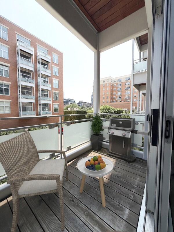 Photo - 949 W Madison St Unit 206