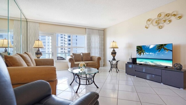 Photo - 3550 Galt Ocean Dr Unidad 809