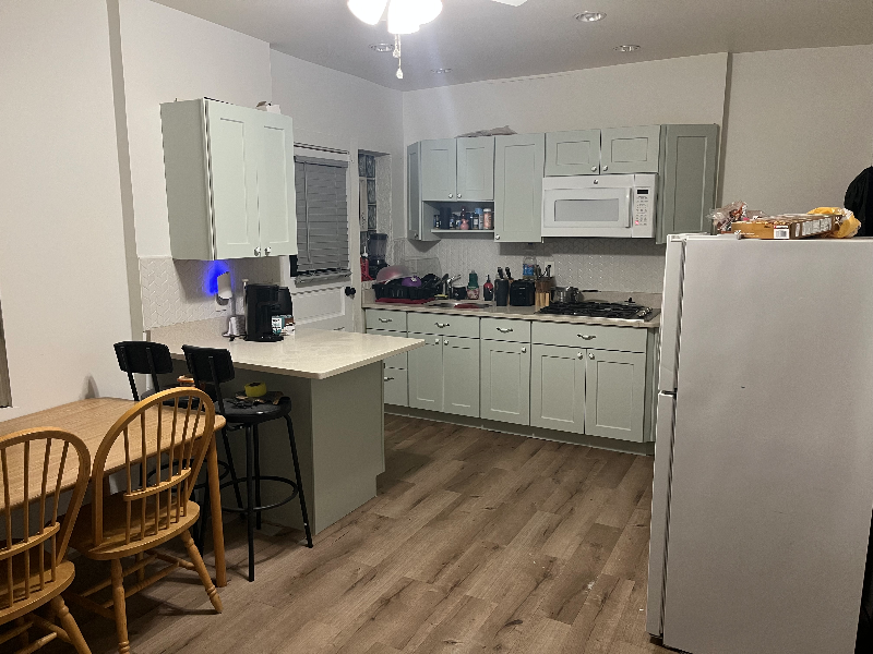 Photo - 374 Avenue E