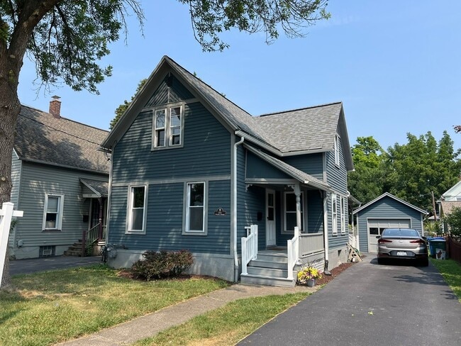 Building Photo - Single Family Home - Available - Will not ...