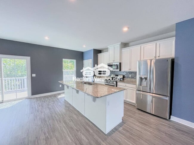 Photo - 943 Centurion Cir