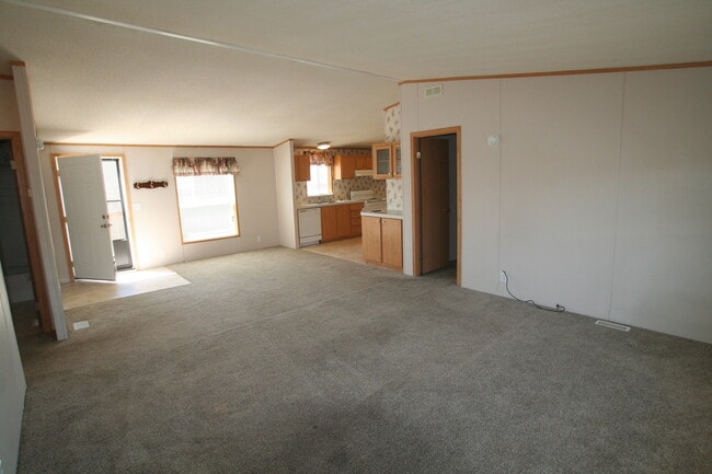 Photo - 3 Bedroom Modular Home in Babcock Vista!