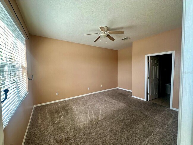 6112 Chapledale Dr