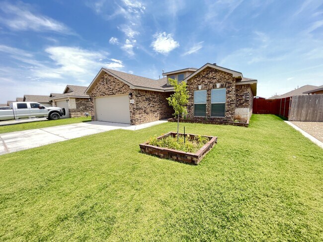 Photo - 2339 143rd St