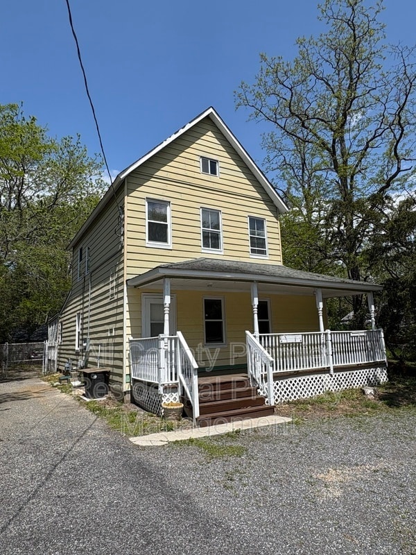 Building Photo - 401 Route 9