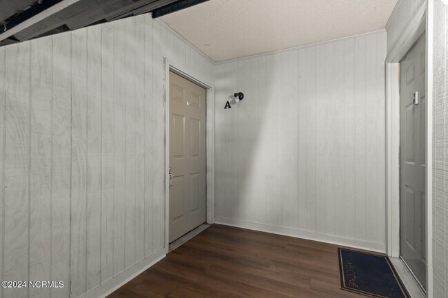 Photo - 107 Ravenwood Dr Unidad A