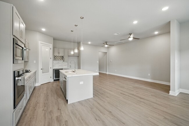 Photo - 3500 McBride St