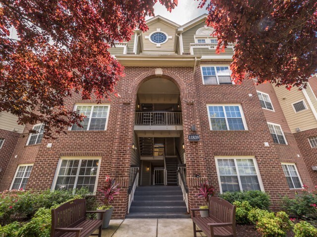 Ellipse at Fairfax Corner Apartments For Rent in Fairfax