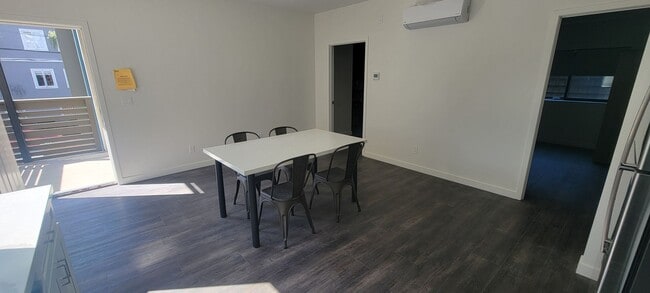 Photo - NEW Building, with NEW appliances, NEW flo... Unidad B