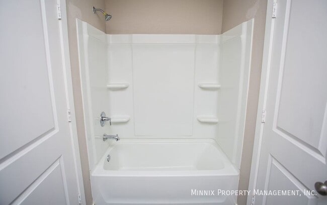 Photo - 1638 133rd St