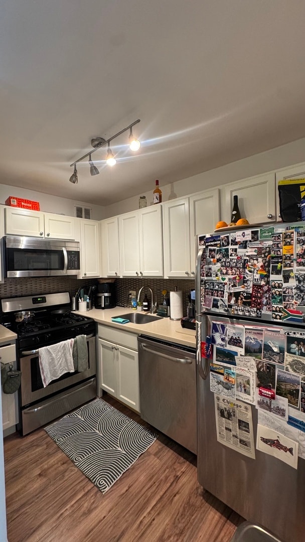 Photo - 1 E Scott St Unit 806