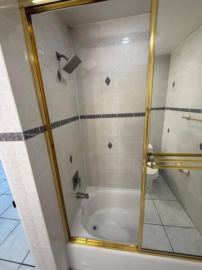 Photo - 6931 SW 24th Ct