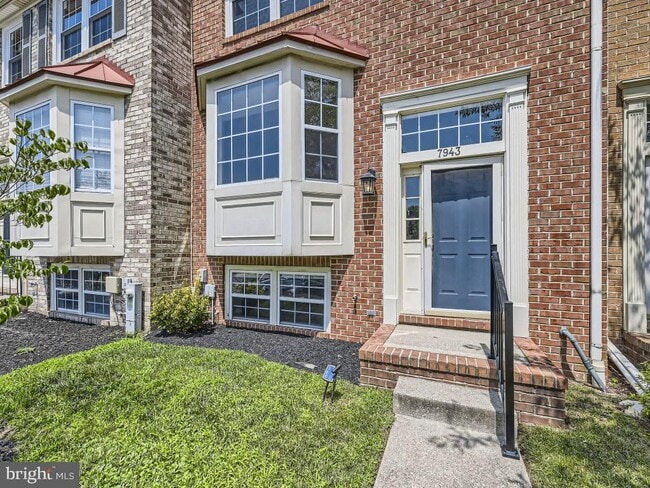 Building Photo - 7943 River Rock Way