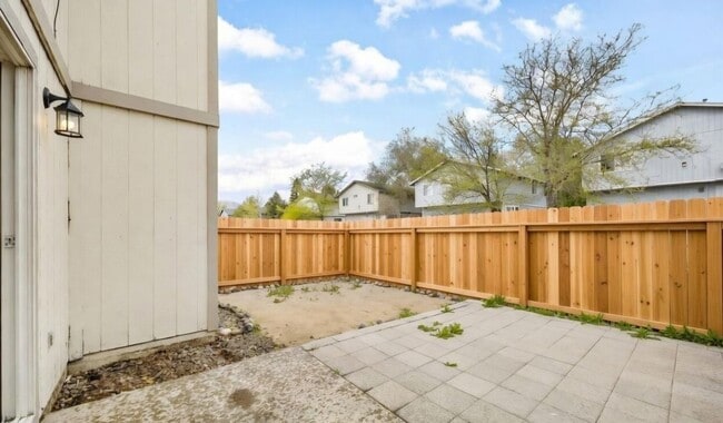 Photo - 4036 Village Dr