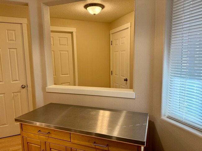 Photo - 10743 SW Canterbury Ln