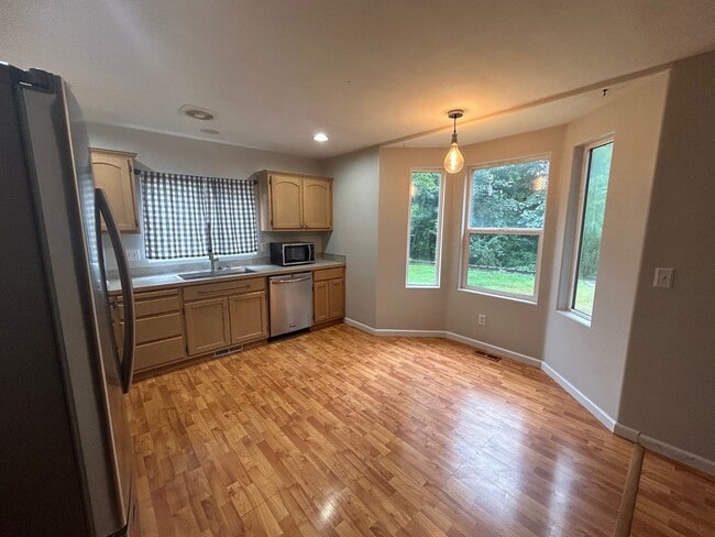 Photo - Beautiful Newly updated 4 bedroom 2.5 bath 1,582 Sq Ft Home  in Crown Ridge Estates