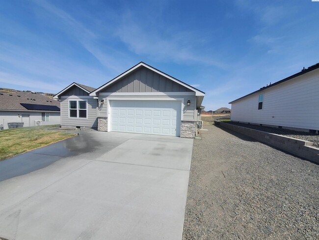 Brand new rental! - Brand new rental!