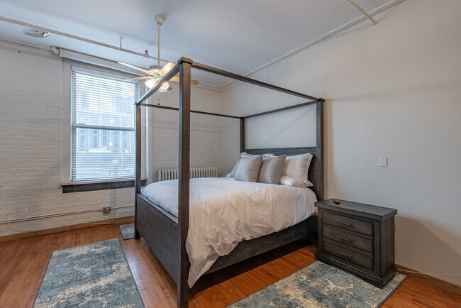 Robitshek Lofts