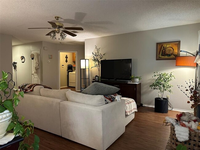Photo - 1707 Timberwood Dr