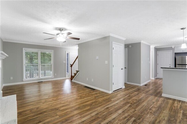 Photo - 130 Cedar Creek Ct