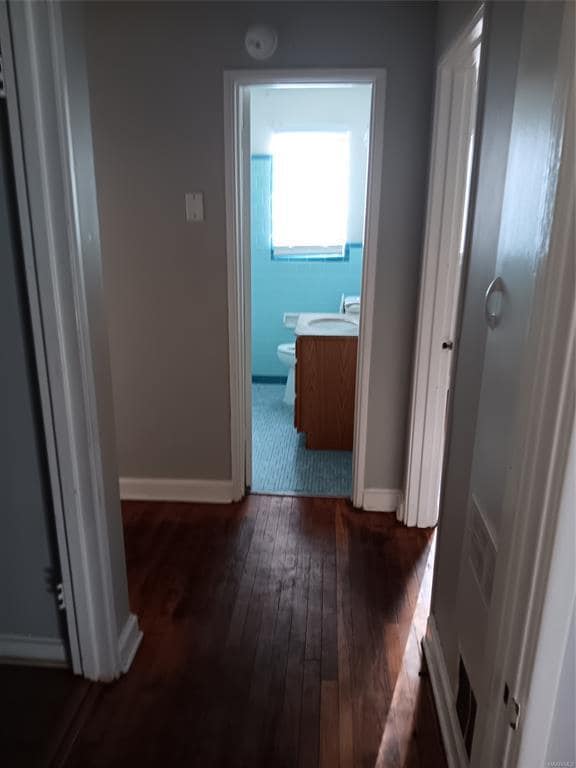 Photo - 2321 Woodlawn St