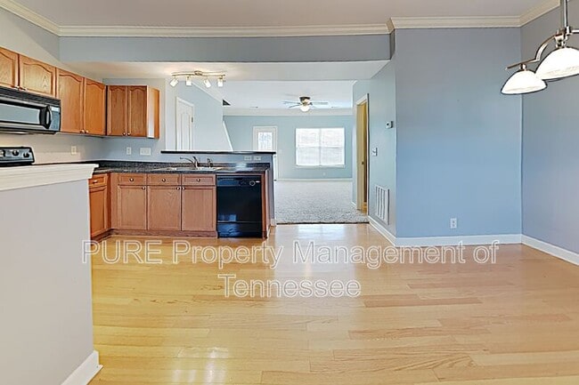 Photo - 735 Tulip Grove Rd Unit #202