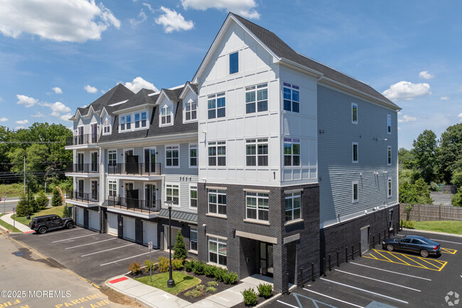 Building Photo - 6461 US-9 N Unit #341 Rental