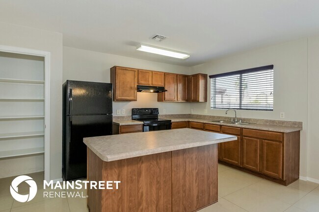 Photo - 1517 E Wedwick St