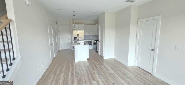 Photo - 692 Urban Grange Wy