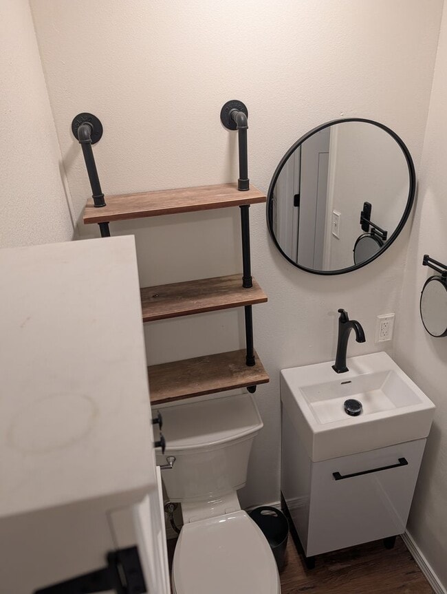 Photo - 181 Honeysuckle Ln