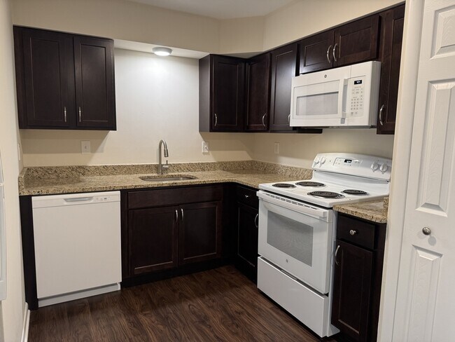 Photo - 227 N Broadway St