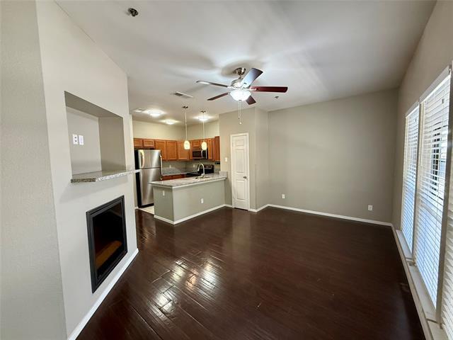 Photo - 4800 W Lovers Ln Unit 303
