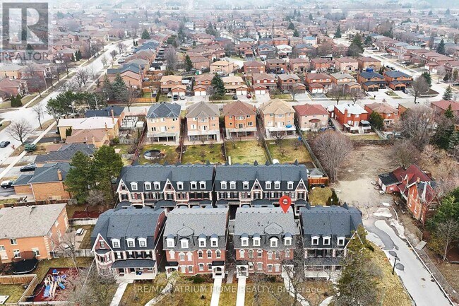 Photo - 9797 Keele St